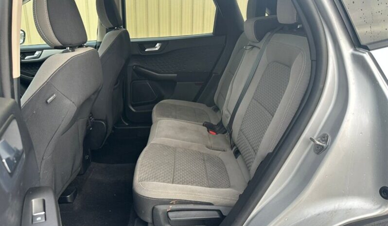 
								2020 Ford Escape SE full									