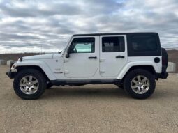 
										2018 Jeep Wrangler JK Unlimited Sahara full									