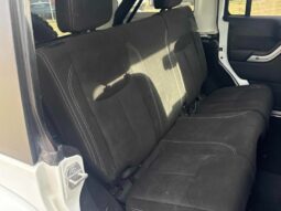 
										2018 Jeep Wrangler JK Unlimited Sahara full									