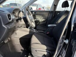 
										2024 Hyundai VENUE Preferred full									