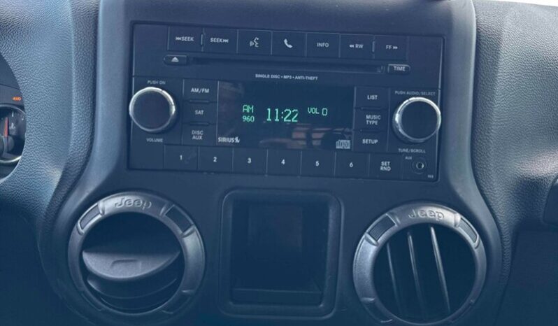 
								2017 Jeep Wrangler Sport full									