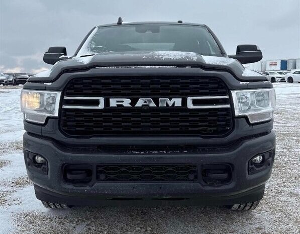 
								2022 RAM 3500 Big Horn full									