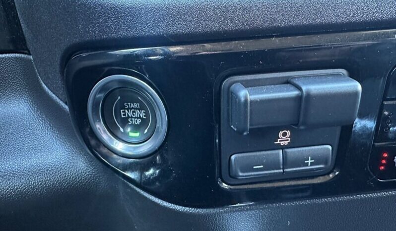 
								2024 GMC Sierra 1500 SLT full									