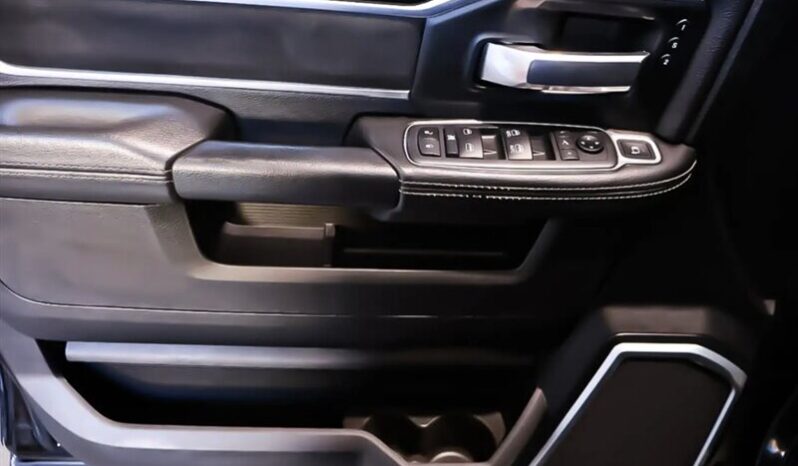 
								2020 RAM 2500 Laramie Diesel Night Edition full									