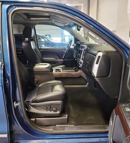 
								2018 GMC Sierra 1500 SLT full									