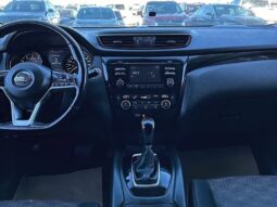 
										2018 Nissan Qashqai SV Moonroof full									