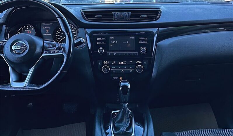 
								2018 Nissan Qashqai SV Moonroof full									