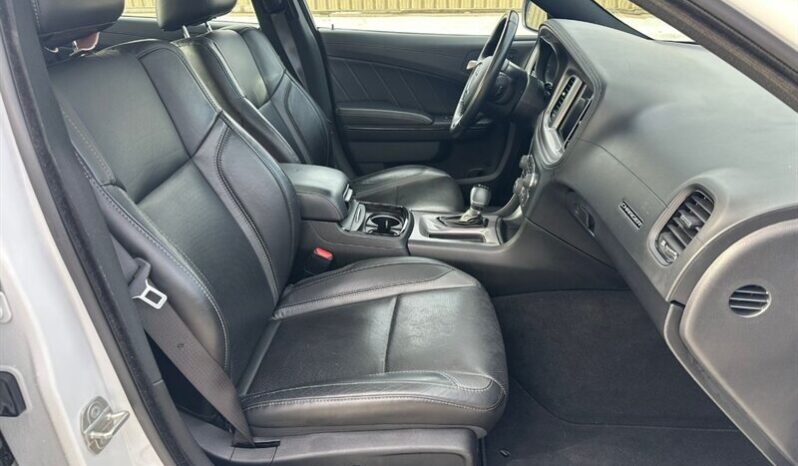 
								2023 Dodge Charger SXT Plus Black Top full									