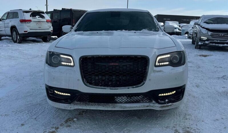 
								2021 Chrysler 300 Series S full									