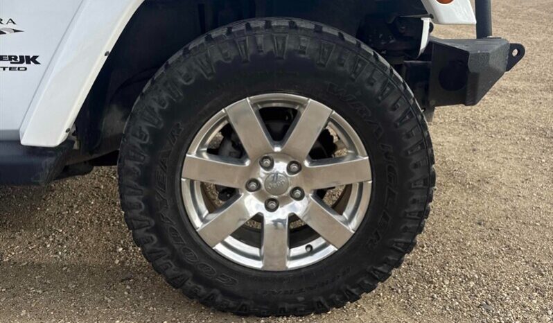 
								2018 Jeep Wrangler JK Unlimited Sahara full									