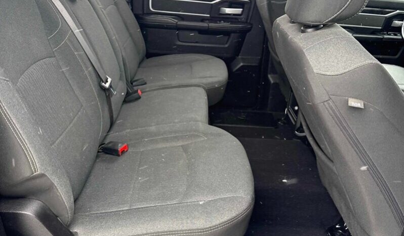 
								2022 RAM 3500 Big Horn full									