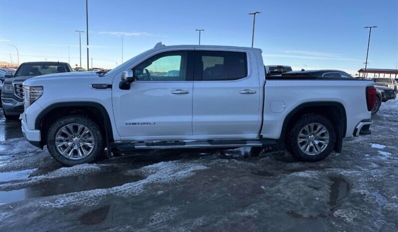 
								2022 GMC Sierra 1500 Denali full									