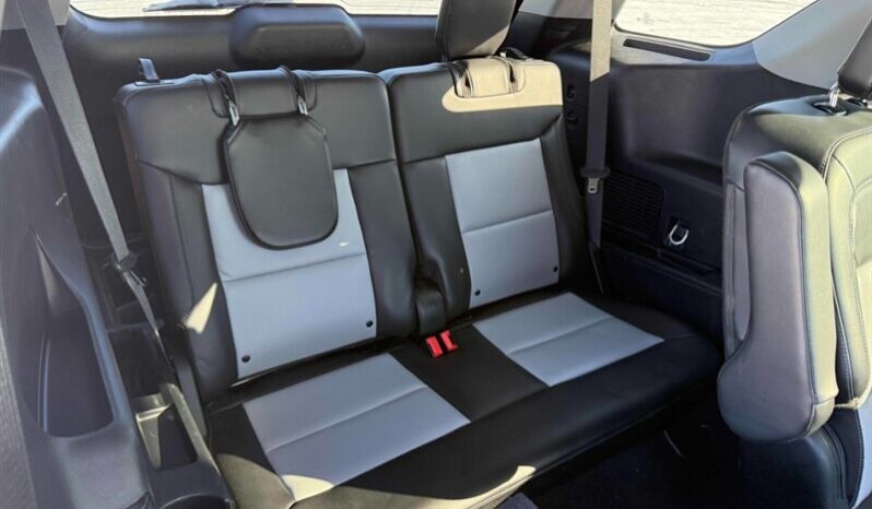 
								2024 Ford Explorer XLT Sport full									