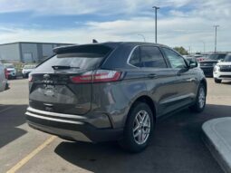
										2023 Ford Edge SEL full									