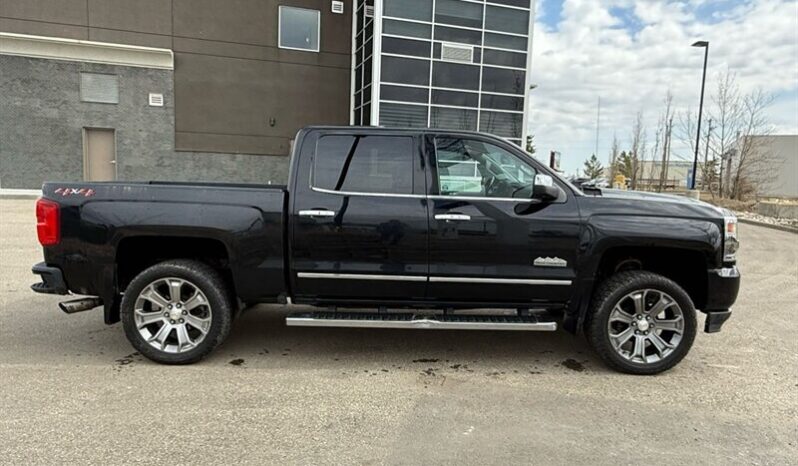 
								2018 Chevrolet Silverado 1500 High Country full									