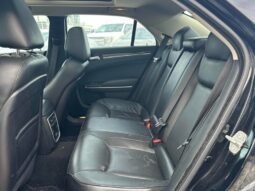 
										2023 Chrysler 300 Series Touring L full									