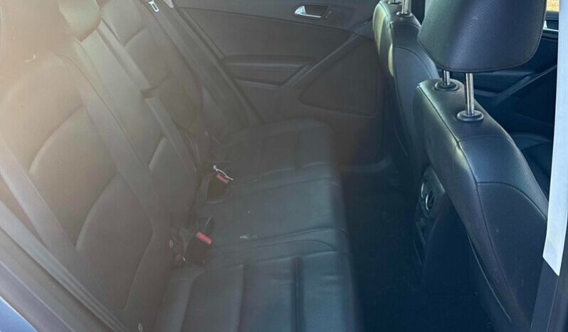 
								2017 Volkswagen Tiguan Wolfsburg Edition 4Motion full									