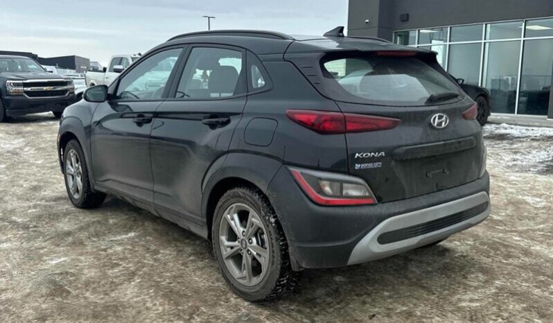 
								2022 Hyundai Kona Preferred full									
