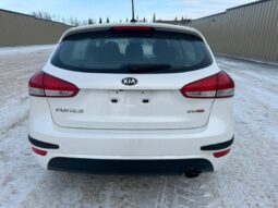 
										2015 Kia Forte5 EX full									