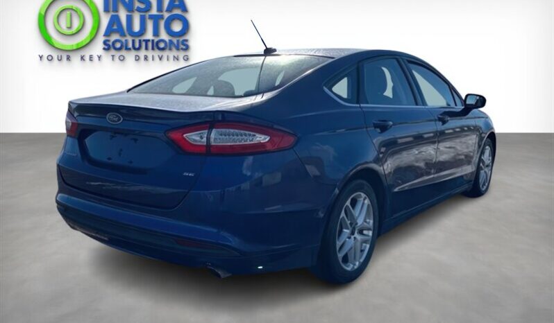 
								2016 Ford Fusion SE full									