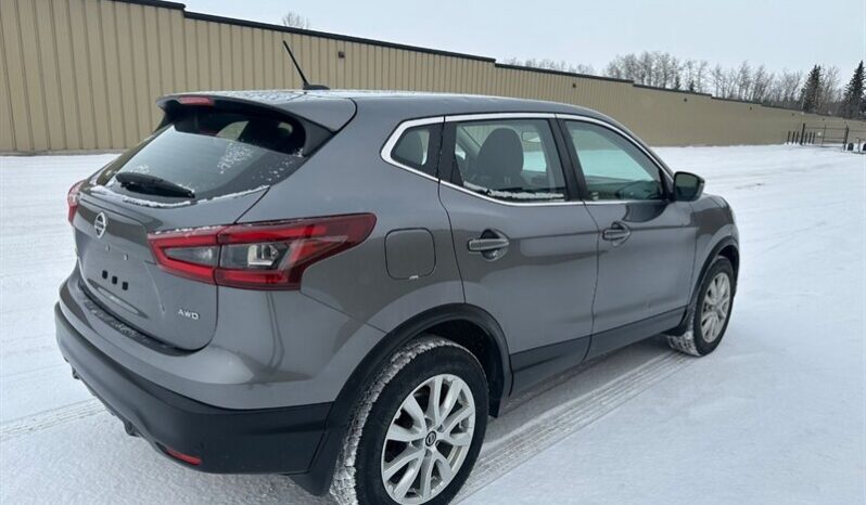 
								2020 Nissan Qashqai SV full									