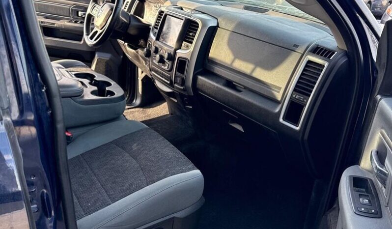 
								2019 RAM 1500 Classic SLT full									