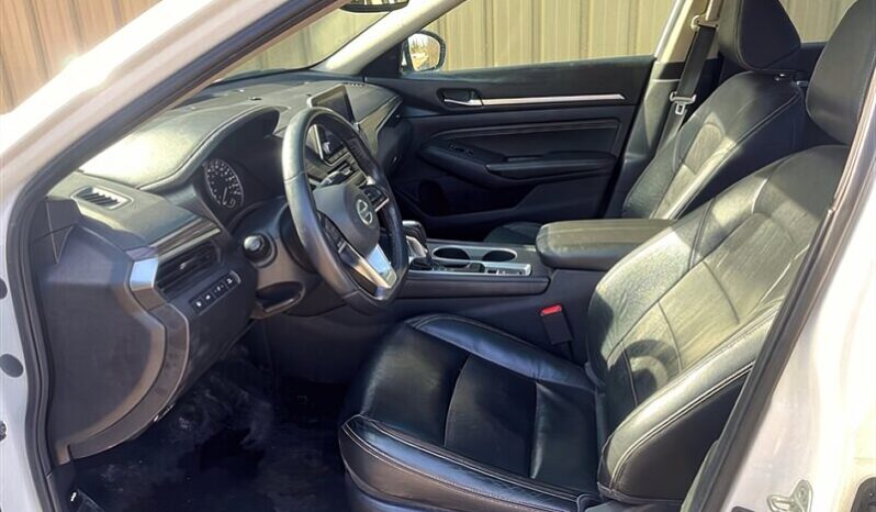 
								2019 Nissan Altima 2.5 Platinum full									