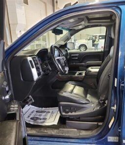 
										2018 GMC Sierra 1500 SLT full									