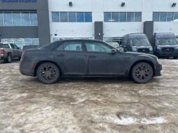 
										2023 Chrysler 300 Series Touring L full									