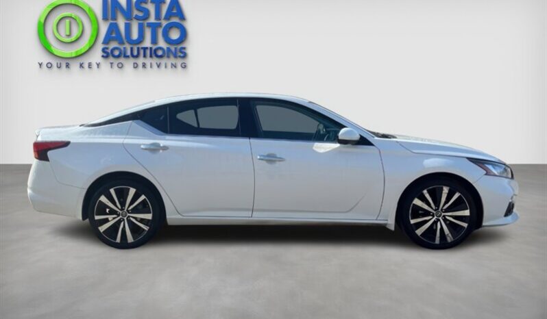 
								2019 Nissan Altima 2.5 Platinum full									