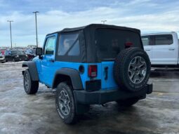 
										2017 Jeep Wrangler Sport full									