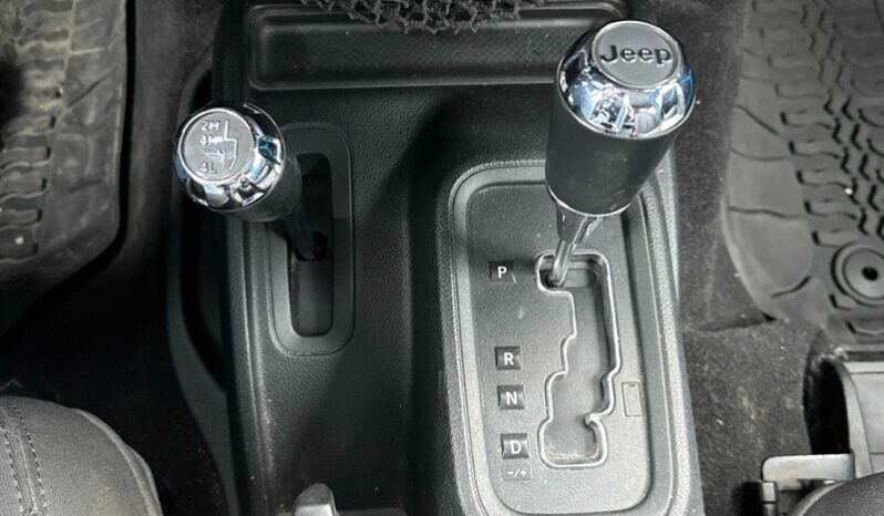 
								2017 Jeep Wrangler Sport full									