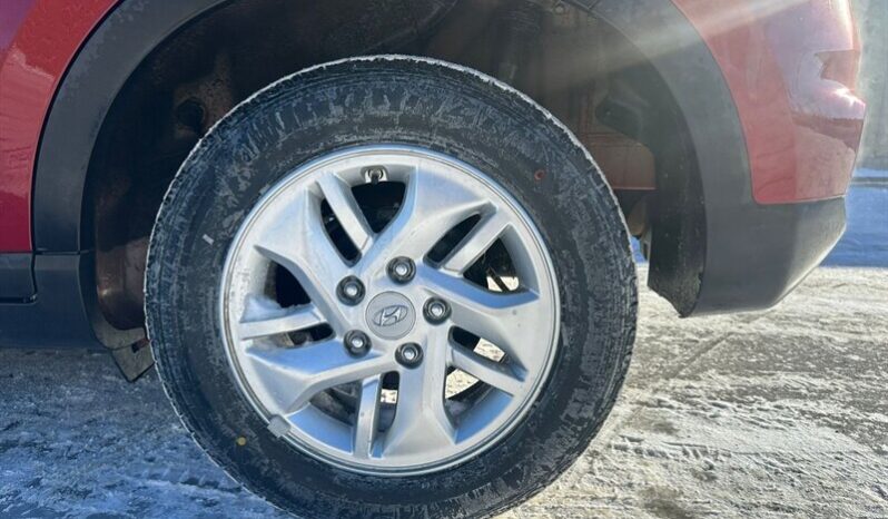 
								2024 Hyundai VENUE Preferred full									