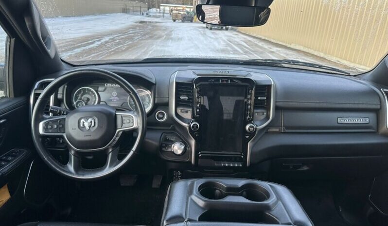 
								2023 RAM 1500 Laramie full									