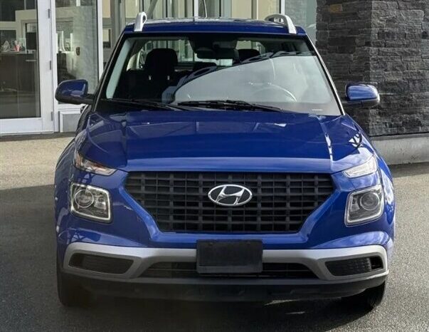 
								2024 Hyundai VENUE Preferred full									