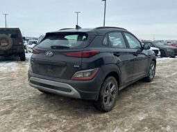 
										2022 Hyundai Kona Preferred full									