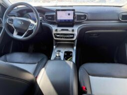 
										2024 Ford Explorer XLT Sport full									