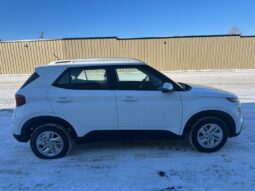 
										2024 Hyundai VENUE Preferred full									