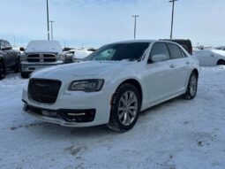 2021 Chrysler 300 Series S