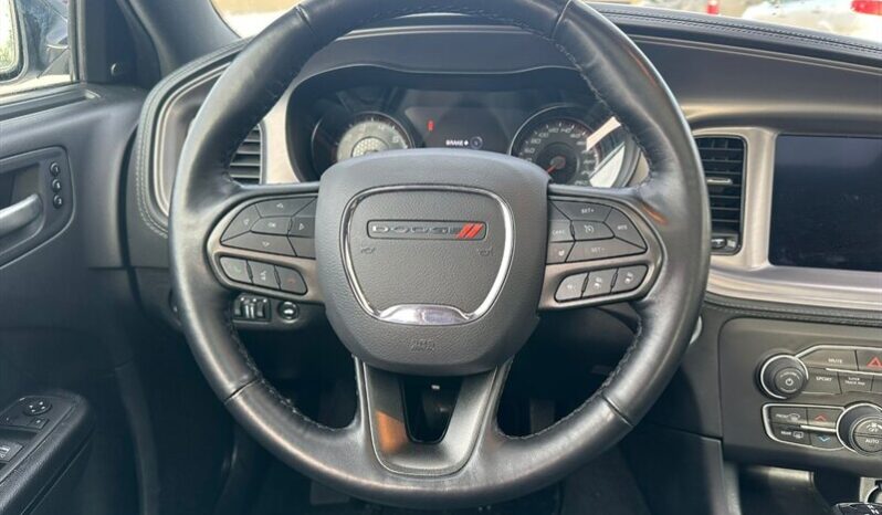 
								2023 Dodge Charger SXT Plus Black Top full									