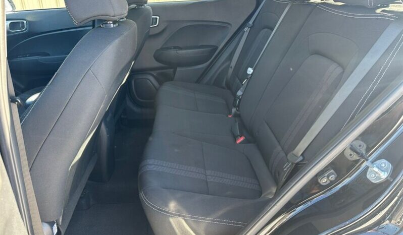 
								2024 Hyundai VENUE Preferred full									