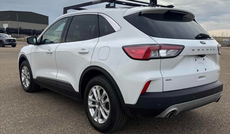 
								2020 Ford Escape SE full									