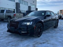 2023 Chrysler 300 Series S
