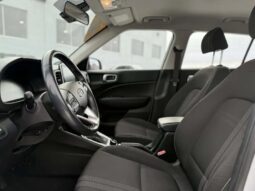 
										2024 Hyundai VENUE Preferred full									