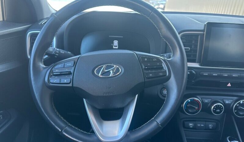 
								2024 Hyundai VENUE Preferred full									