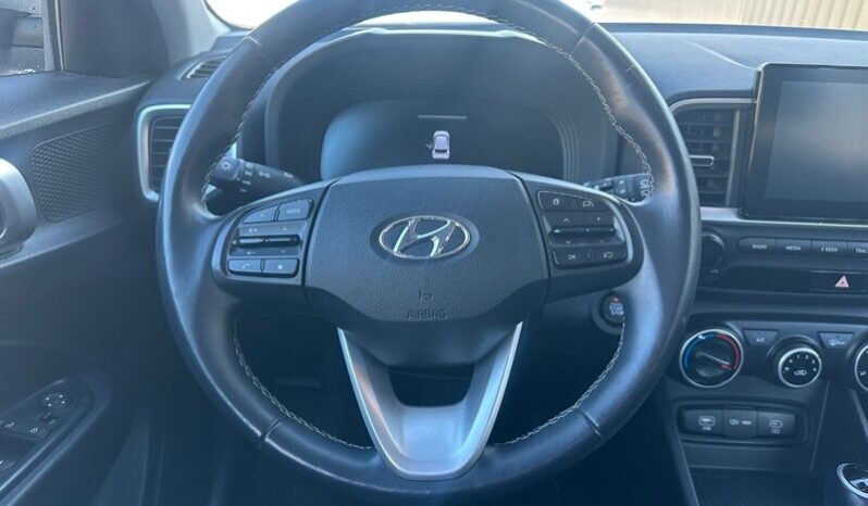 
								2024 Hyundai VENUE Preferred full									