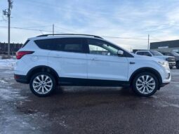 
										2019 Ford Escape SEL full									