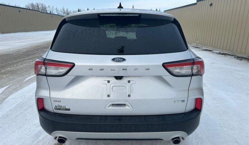 
								2020 Ford Escape SE full									