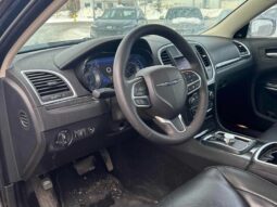 
										2023 Chrysler 300 Series Touring L full									