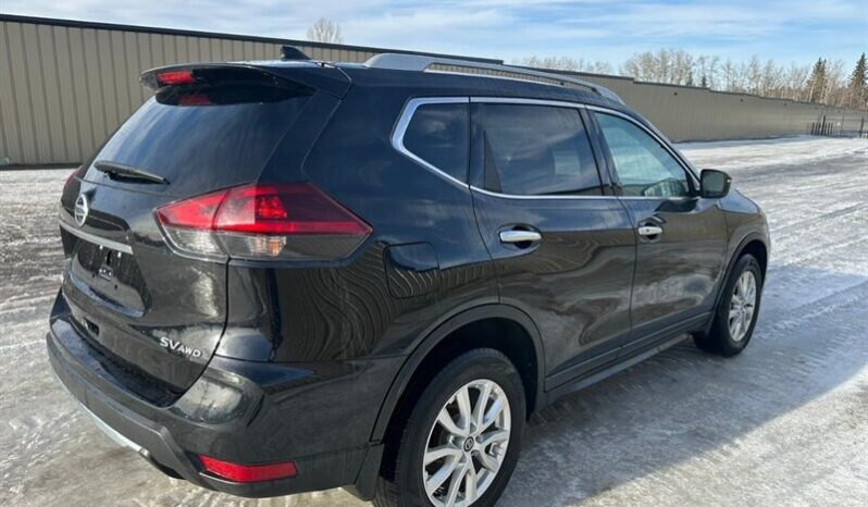 
								2020 Nissan Rogue SV full									